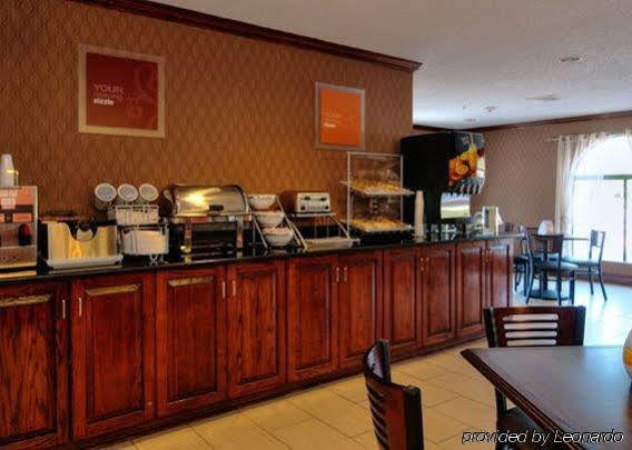 Comfort Inn Fayetteville I-95 Exteriör bild
