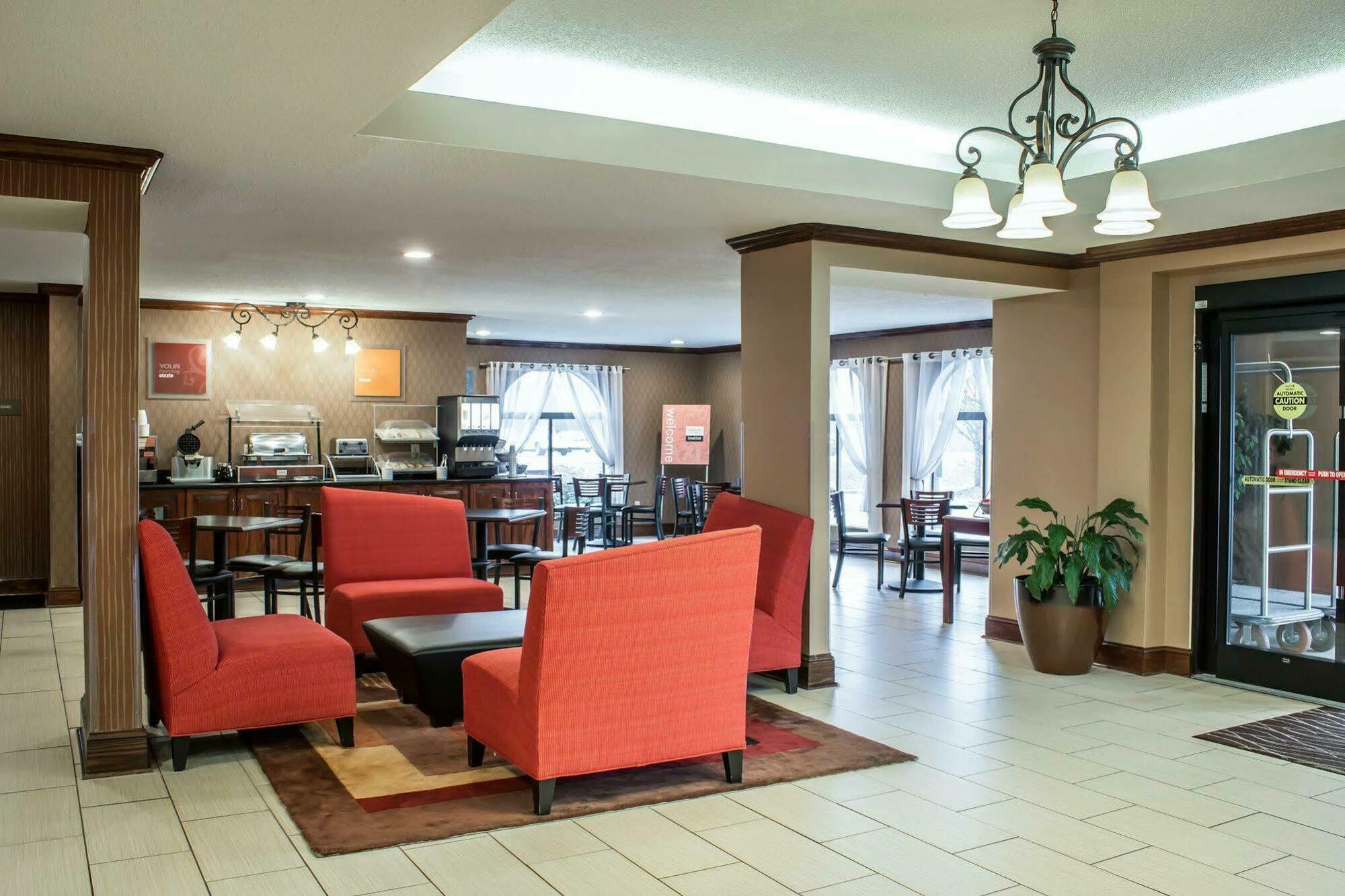 Comfort Inn Fayetteville I-95 Exteriör bild