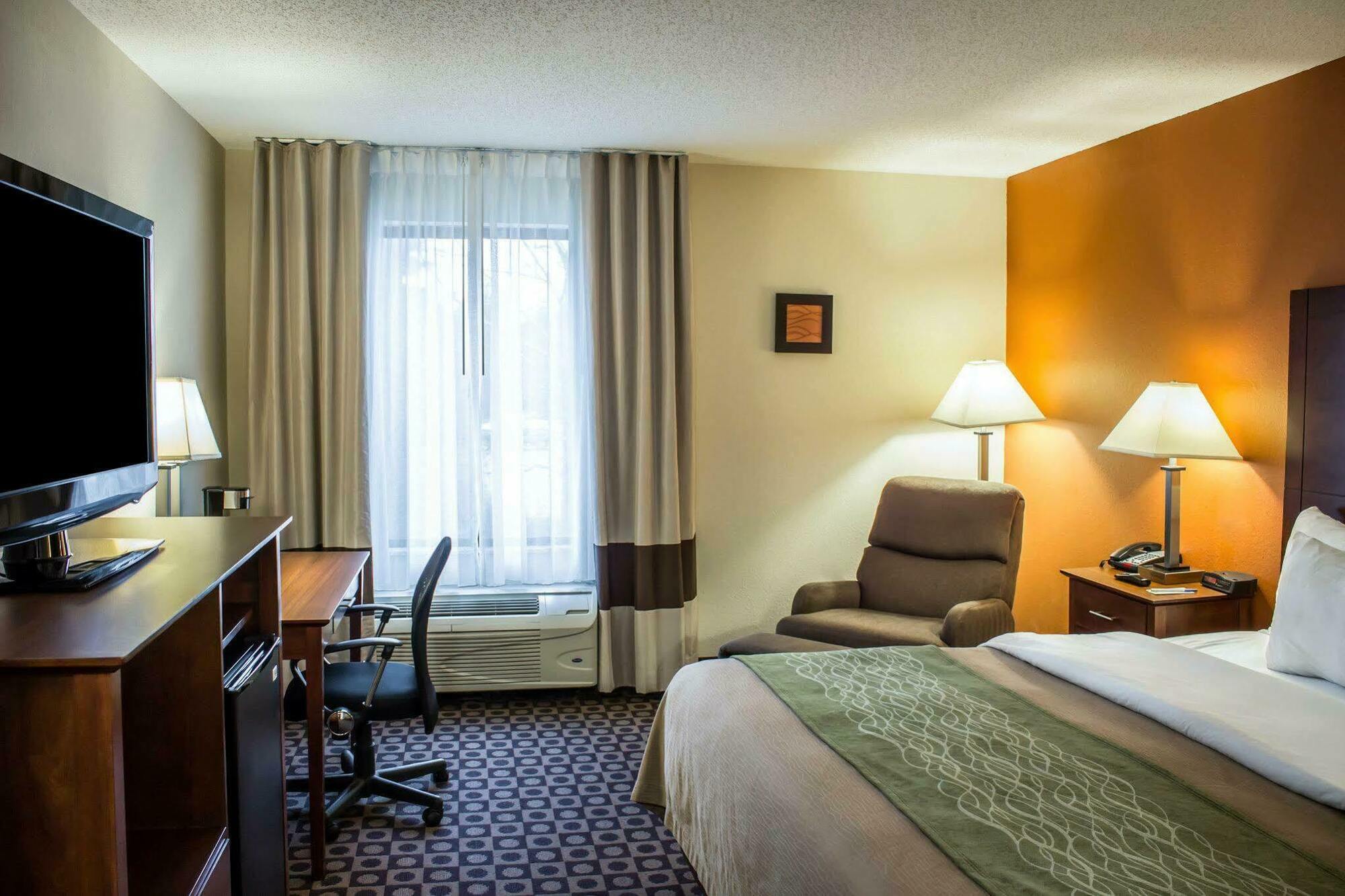 Comfort Inn Fayetteville I-95 Exteriör bild